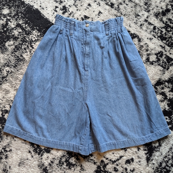 Vintage Chambray Bermuda Shorts High Waisted Women's Large Denim Medium Wash - Picture 1 of 5